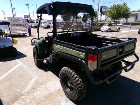 2010 John Deere Gator 25i side-by-side