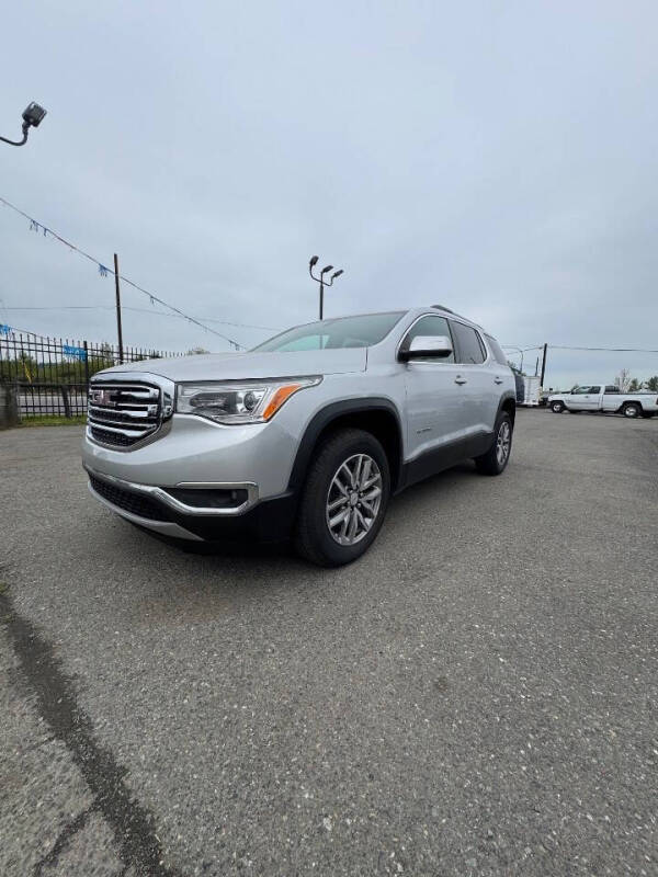 2017 GMC Acadia SLE-2