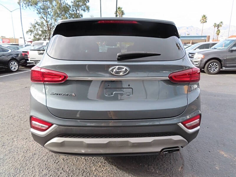 2020 Hyundai Santa Fe SE