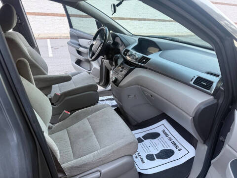 2011 Honda Odyssey LX