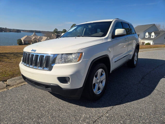 2012 Jeep Grand Cherokee Laredo's photo