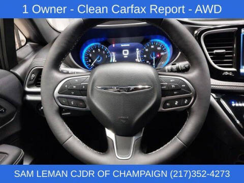 2025 Chrysler Pacifica Select