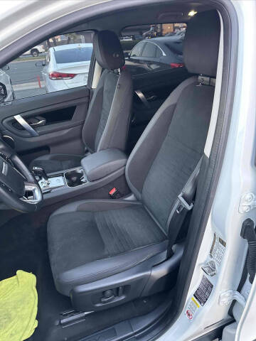 2020 Land Rover Discovery Sport P250 Standard