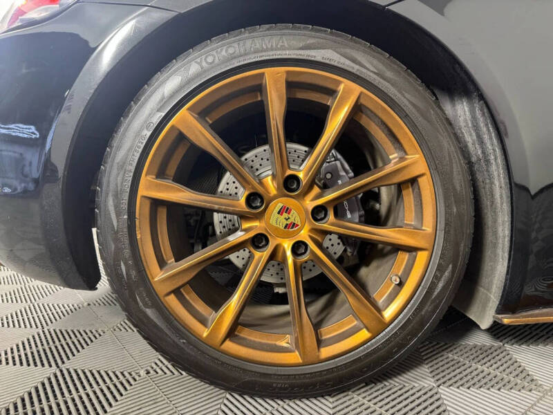 2018 Porsche 718 Cayman