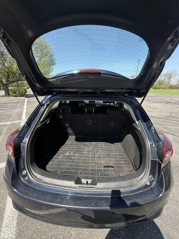 2017 Mazda MAZDA3 Sport