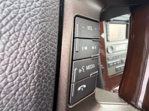 2014 Lincoln Navigator L