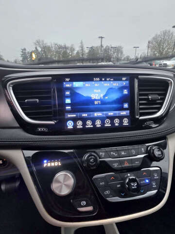 2017 Chrysler Pacifica Limited