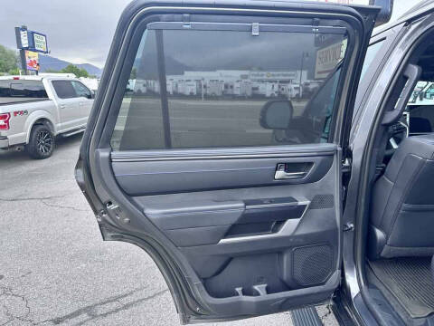 2024 Toyota Sequoia Platinum