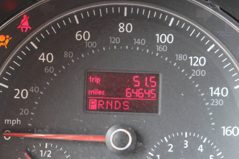 2006 Volkswagen New Beetle 2.5