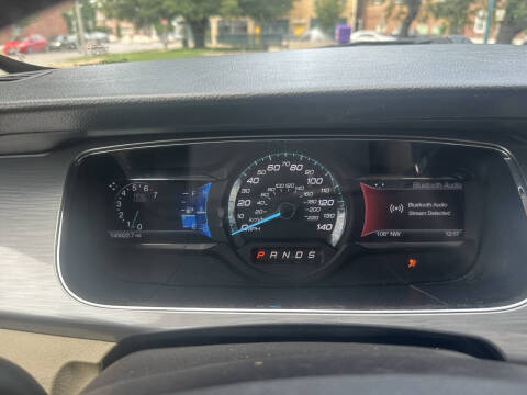 2015 Ford Taurus SEL