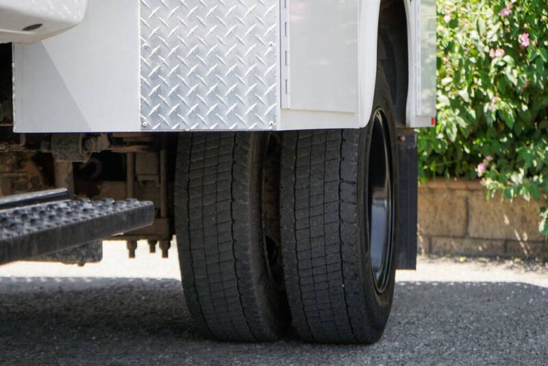 2022 Chevrolet Silverado 5500HD