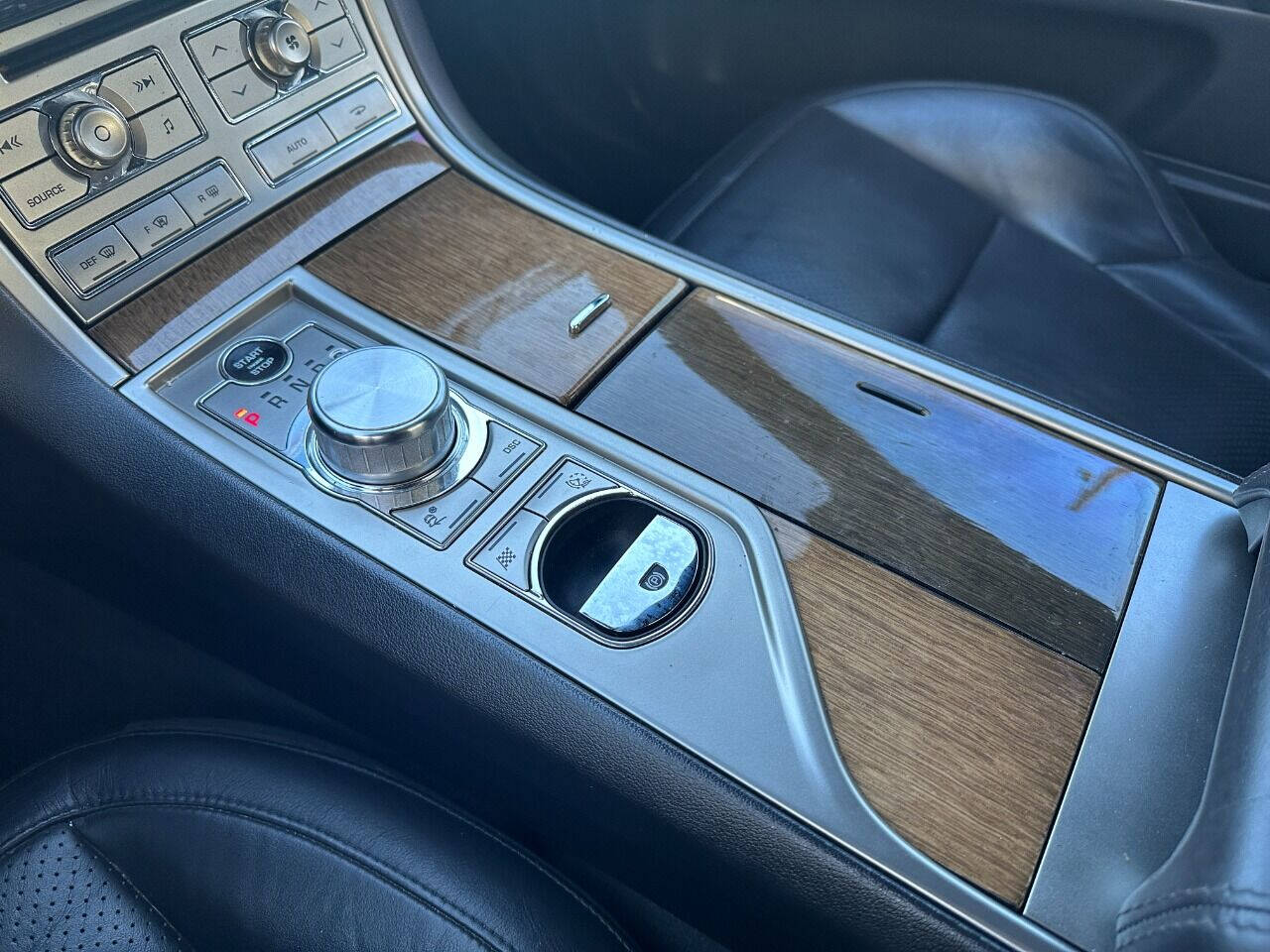 2011 Jaguar XF  - $13,900