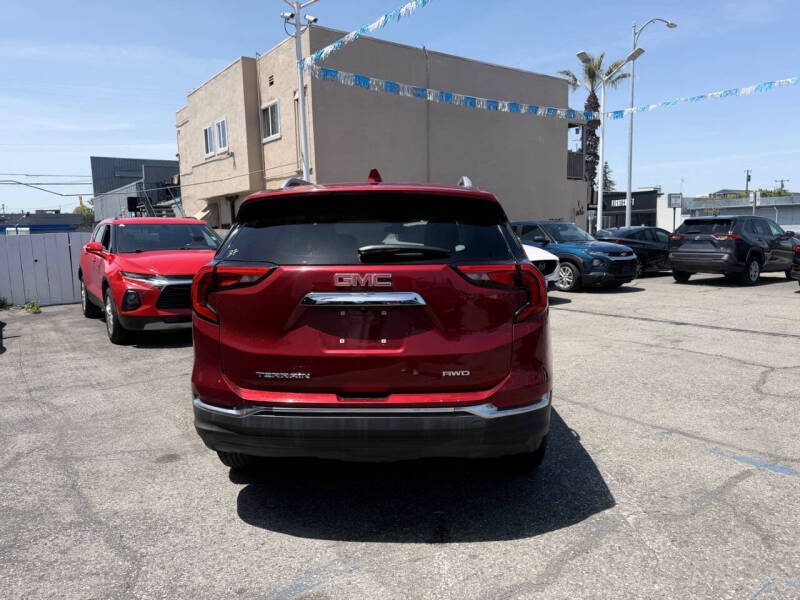 2020 GMC Terrain SLT