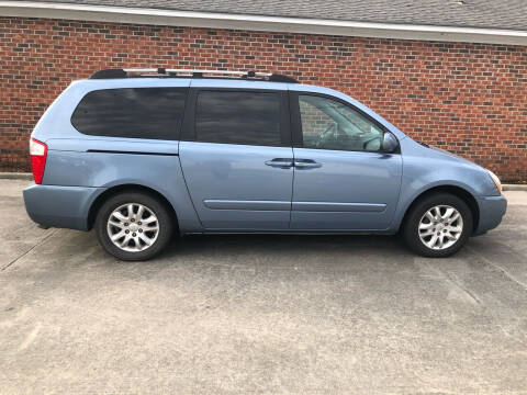 2006 Kia Sedona for sale at Greg Faulk Auto Sales Llc in Conway SC