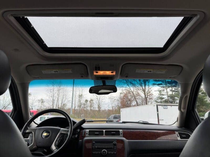 2011 Chevrolet Suburban LT