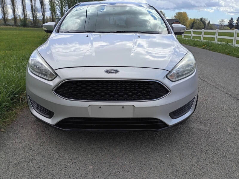 2014 Ford Focus 5 Door Hatch SE's photo