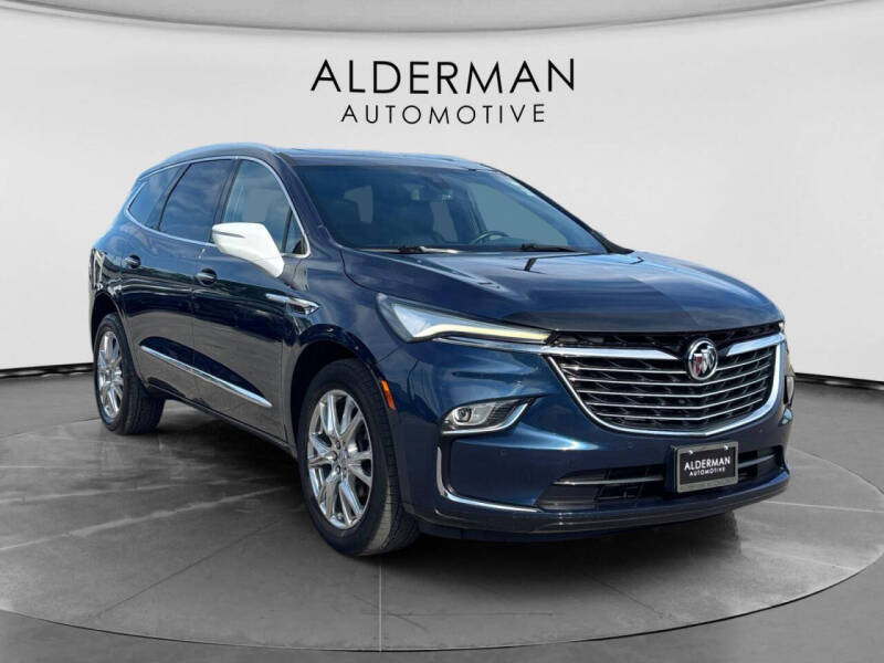 2023 Buick Enclave Essence