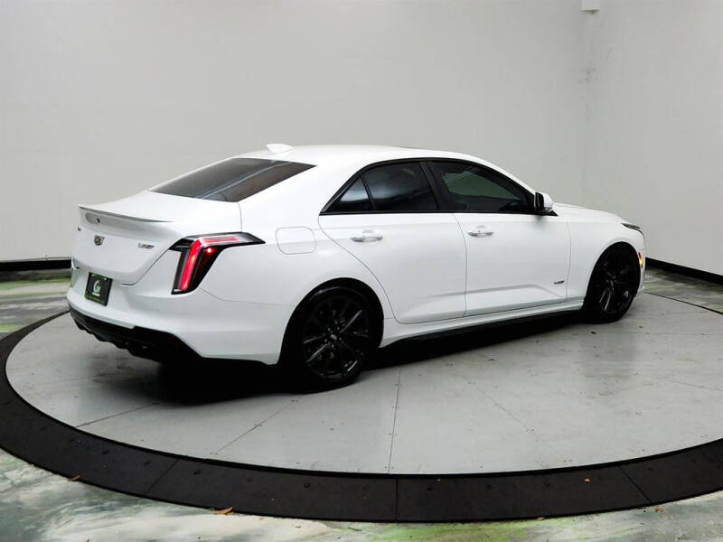 2022 Cadillac CT4-V