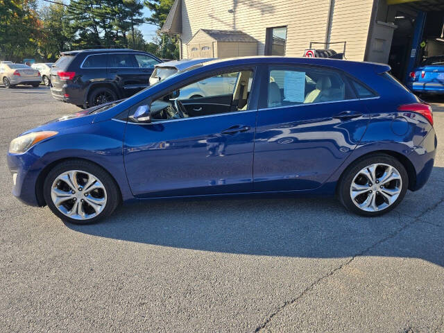 2013 Hyundai ELANTRA GT for sale at QUEENSGATE AUTO SALES in York, PA