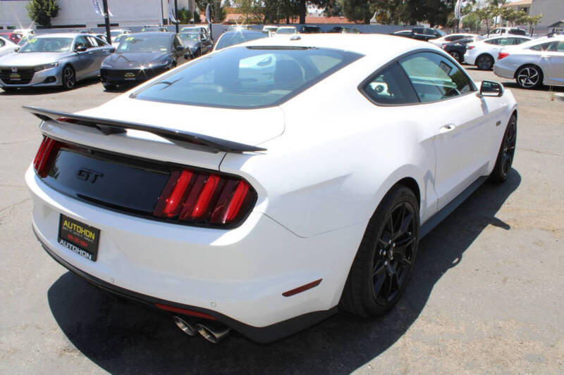 2017 Ford Mustang GT Premium