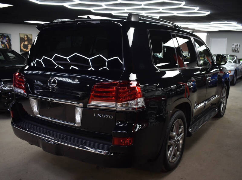 2015 Lexus LX 570