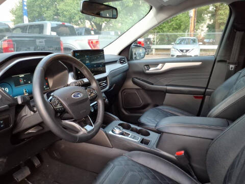 2023 Ford Escape Platinum