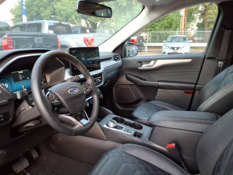 2023 Ford Escape Platinum