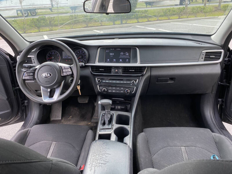 2019 Kia Optima LX