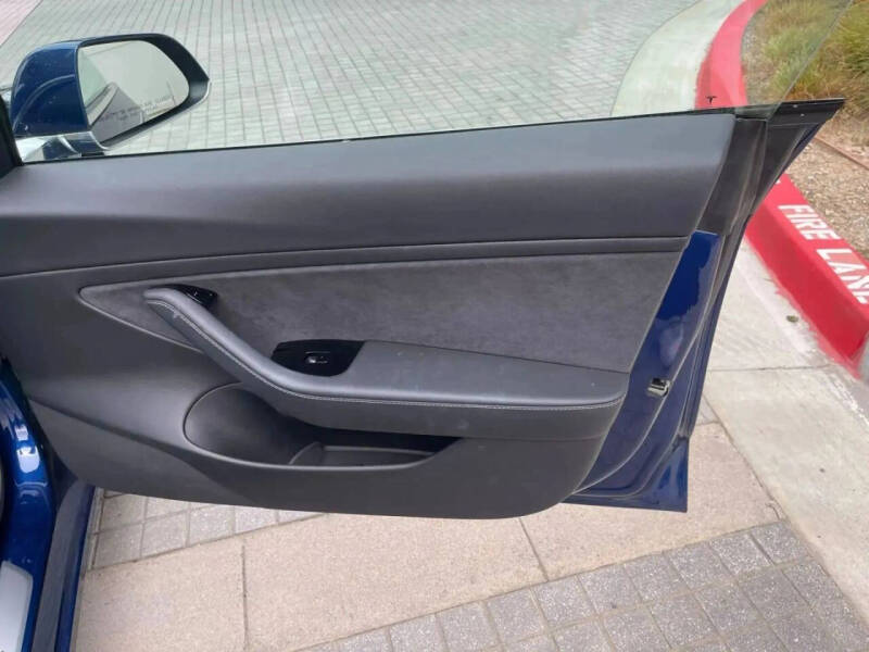 2020 Tesla Model 3 Long Range