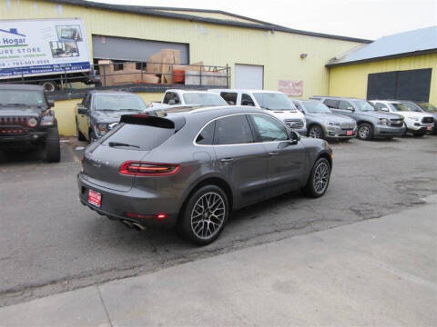 2017 Porsche Macan S
