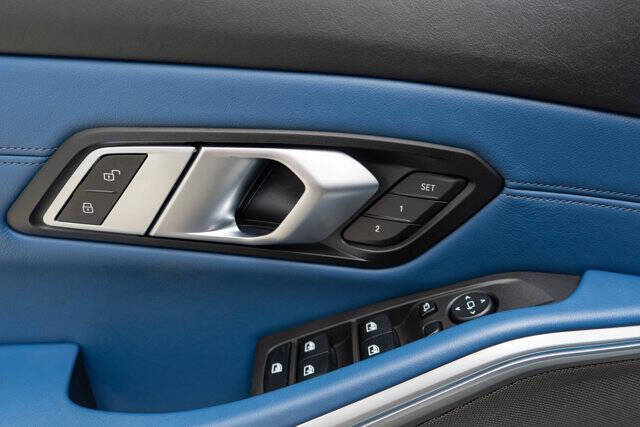 2023 BMW M3 19