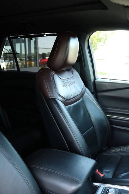2020 Ford Explorer Platinum