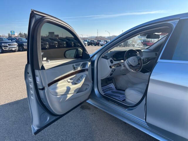 2015 Mercedes-Benz S-Class S 550 4MATIC