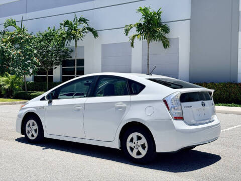 2010 Toyota Prius III