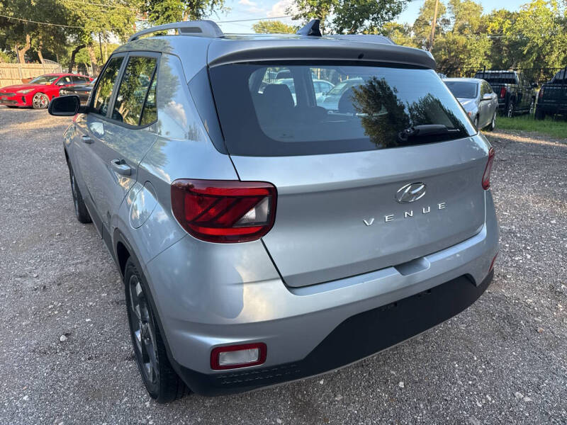 2021 Hyundai Venue SEL