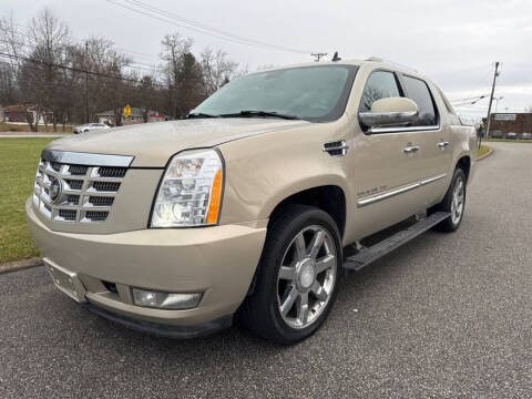 2007 Cadillac Escalade EXT for sale at Minnix Auto Sales LLC in Cuyahoga Falls OH