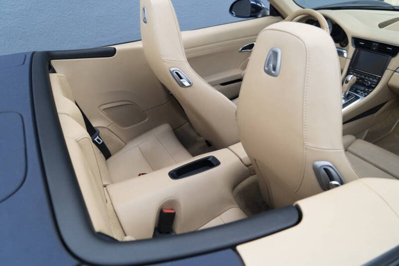 2015 Porsche 911 Carrera S