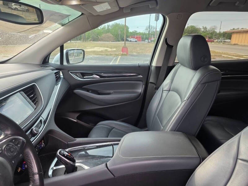 2021 Buick Enclave Essence