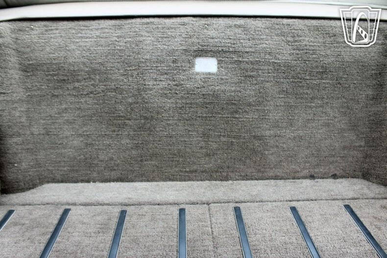 1988 Jaguar XJ-Series