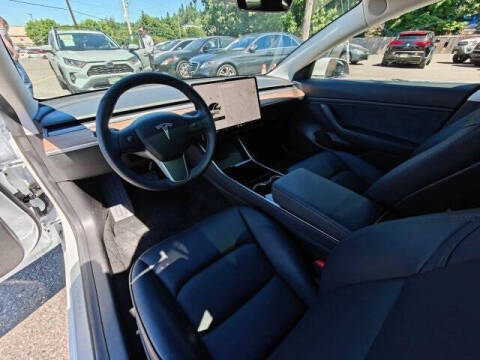 2019 Tesla Model 3 Mid Range