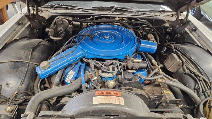 1977 Lincoln Continental 20
