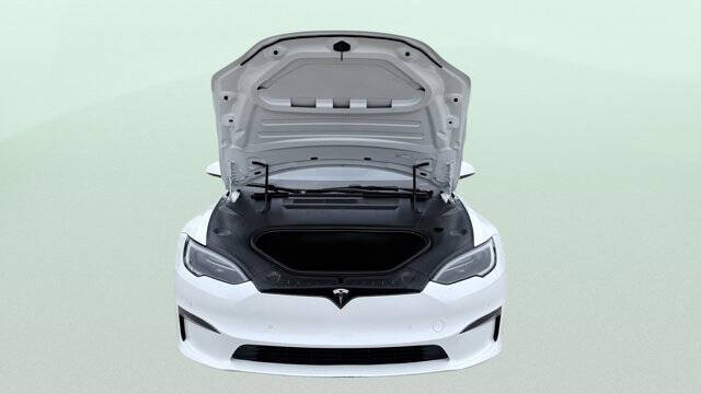 2022 Tesla Model S Plaid