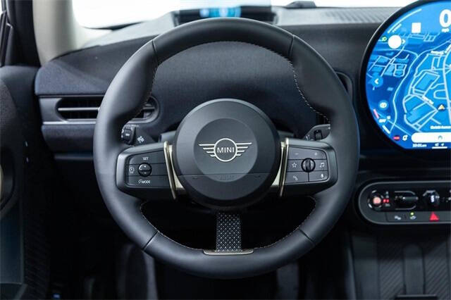 2025 MINI Hardtop 2 Door Cooper Signature Trim