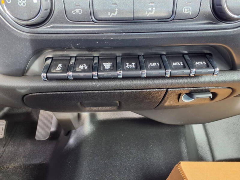 2024 Chevrolet Silverado MD