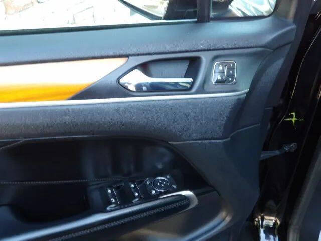 2019 Lincoln MKC Select