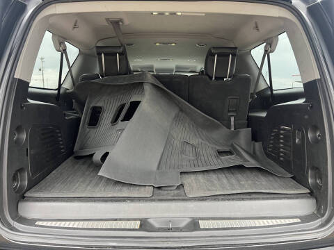 2019 Chevrolet Suburban LT