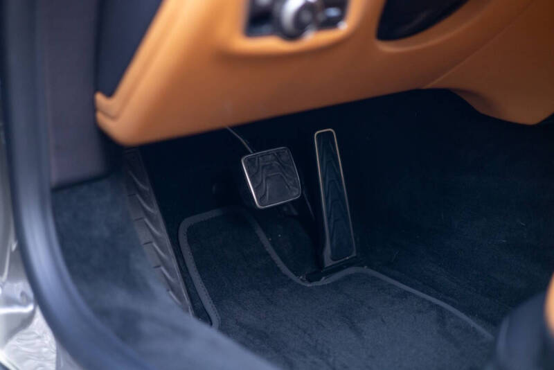 2023 Aston Martin Vantage