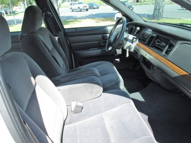 2003 Ford Crown Victoria