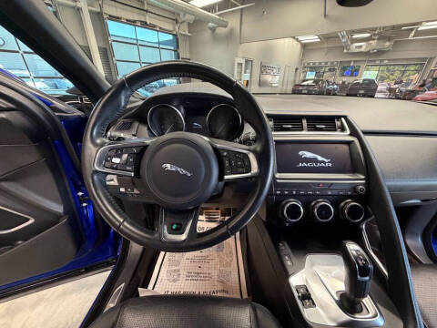 2019 Jaguar E-PACE P300 R-Dynamic SE
