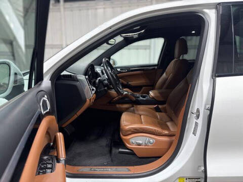 2017 Porsche Cayenne S